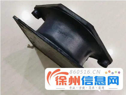 压路机减震块