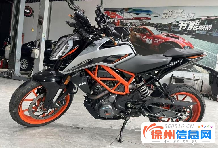 KTM杜克390 