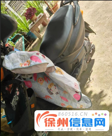 摩托车